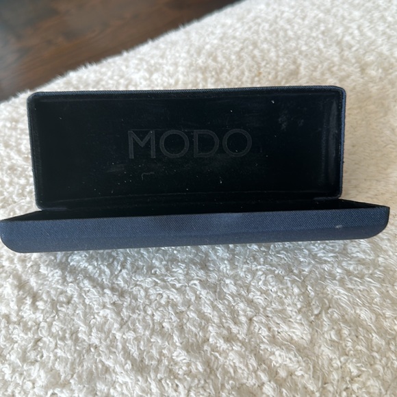 Modo - tortoise shell glasses - Picture 3 of 8